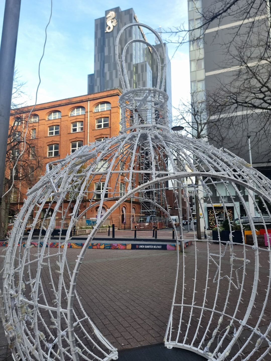 3D Walk-through Bauble - with Stars